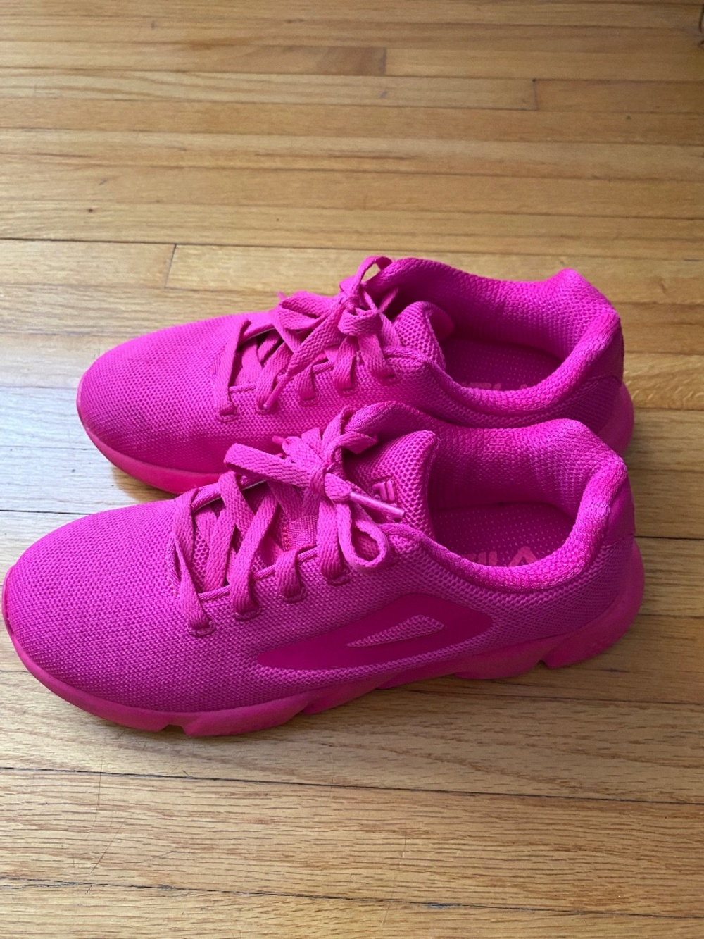 Fila Zarin Women’s Athletic Sneakers/Shoes